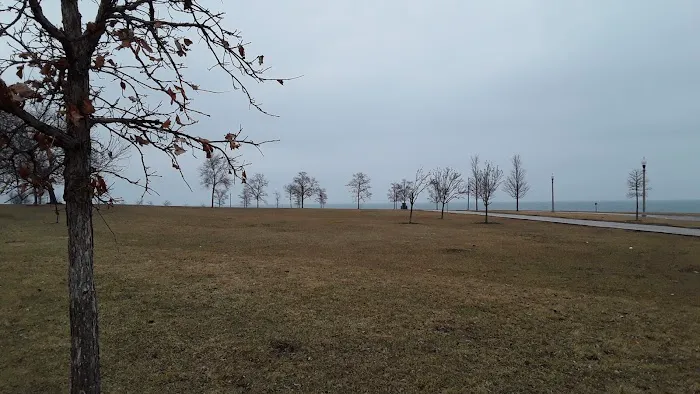 Burnham Park Outdoor Fitness Station Picture 6