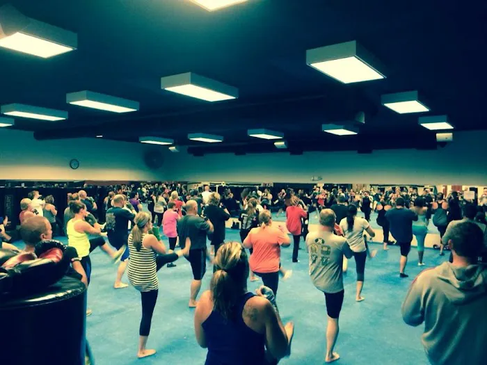 Farrell's eXtreme Bodyshaping - Bloomington IL Picture 9