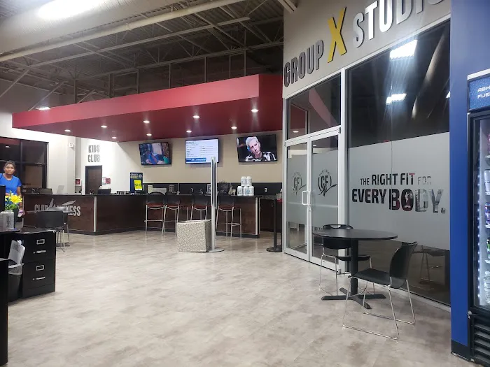 Club Fitness - St. Charles Picture 7