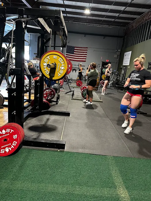 Broken Barbell Gym Picture 10