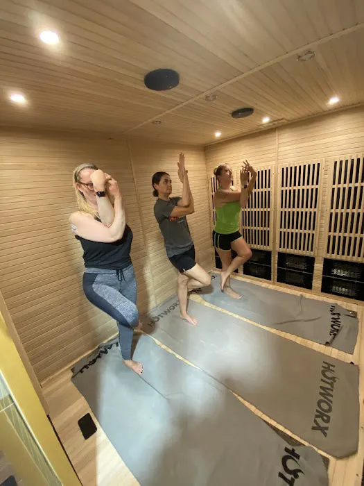 HOTWORX - O'Fallon, MO Picture 8