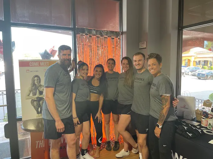 HOTWORX - O'Fallon, MO Picture 10