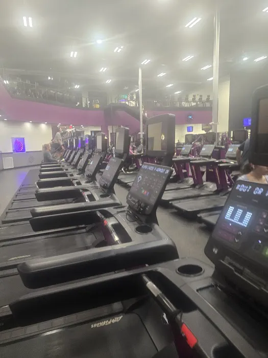 Planet Fitness Picture 4