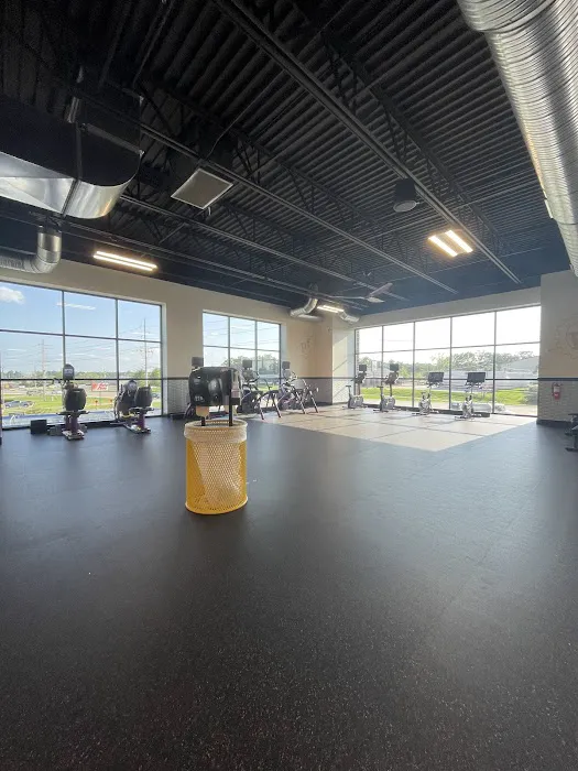 Planet Fitness Picture 7