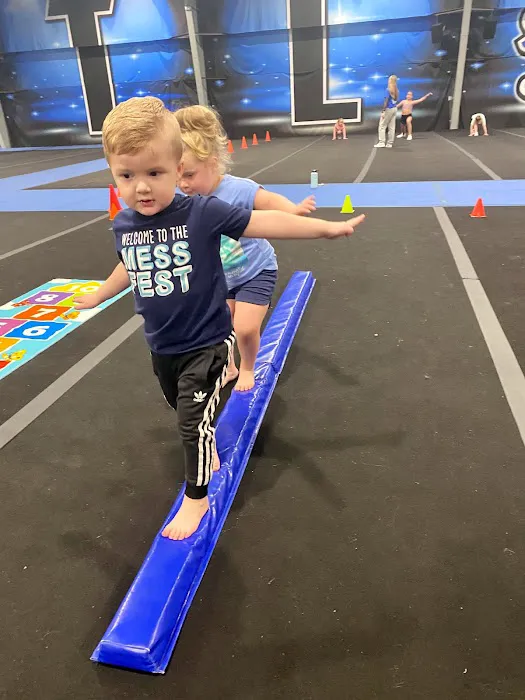 LittleBits Gym at Cheer St. Louis Picture 9