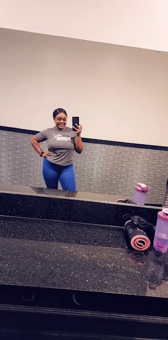 Planet Fitness Picture 4