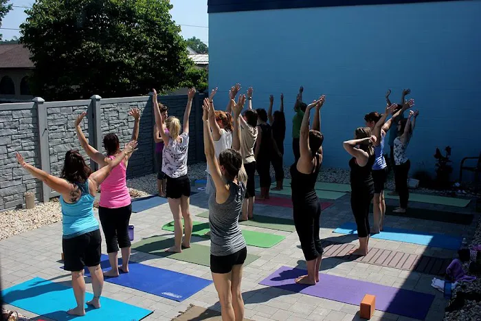Kasia Pelepko Yoga Picture 3