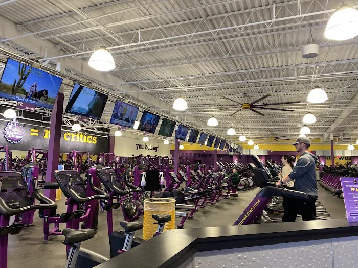 Planet Fitness Picture 6