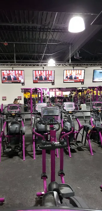 Planet Fitness Picture 2