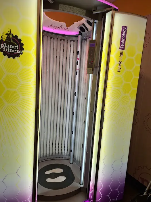 Planet Fitness Picture 4