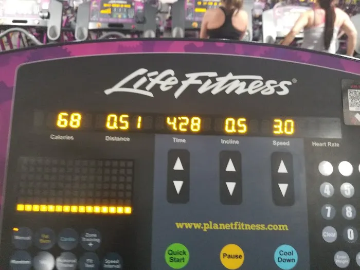 Planet Fitness Picture 5