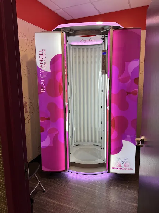 Planet Fitness Picture 6