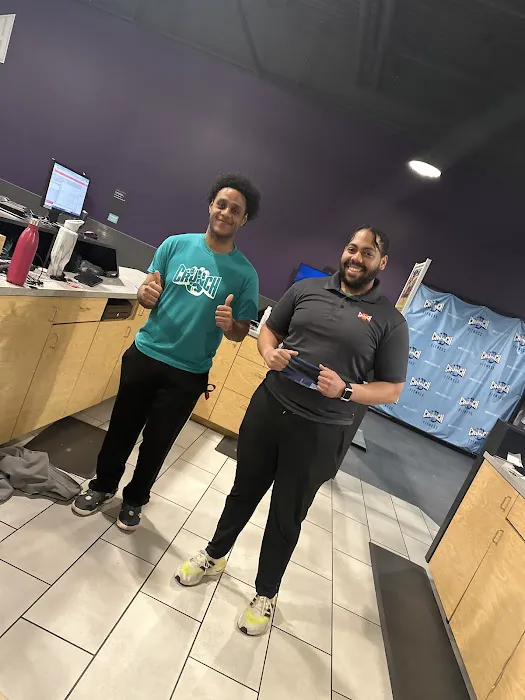 Crunch Fitness - Worcester Picture 7