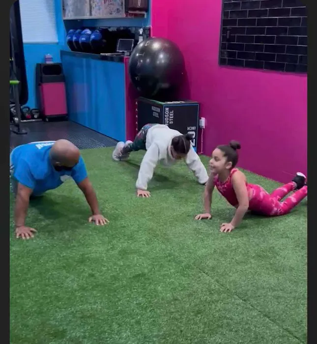 Best Family Fitness Picture 4