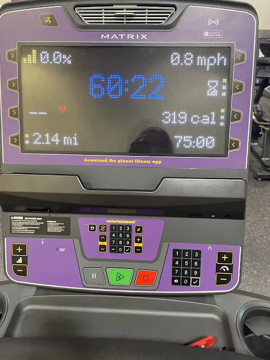 Planet Fitness Picture 10
