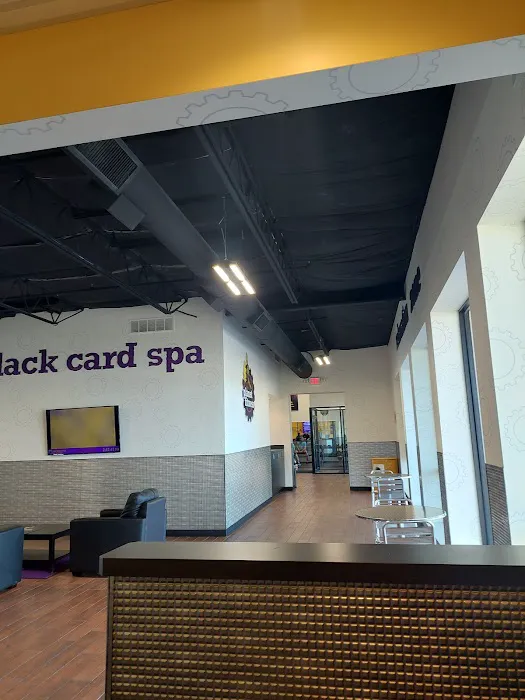 Planet Fitness Picture 9