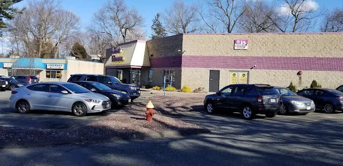 Planet Fitness Picture 2