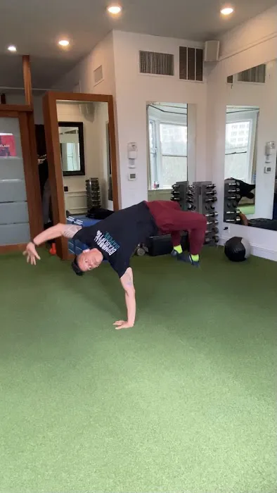 Iconoclast Fitness Picture 3