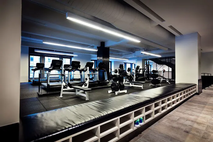 Equinox Gramercy Picture 1