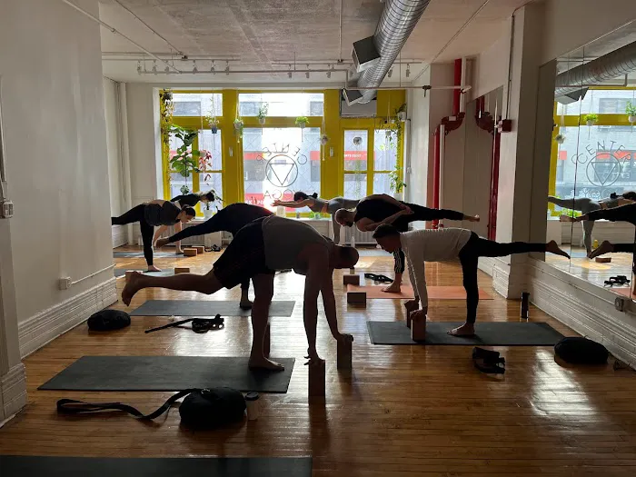 Center Yoga Picture 1