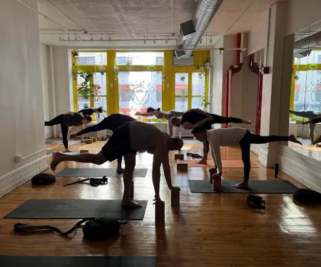 Center Yoga
