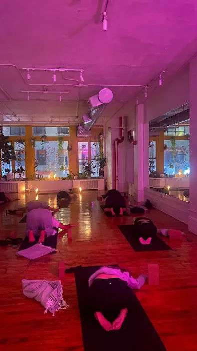 Center Yoga Picture 3