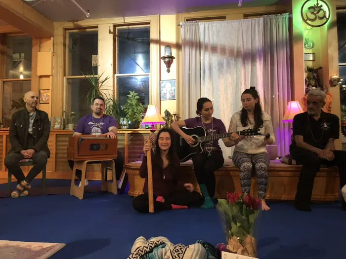 Dharma Yoga Center Picture 6