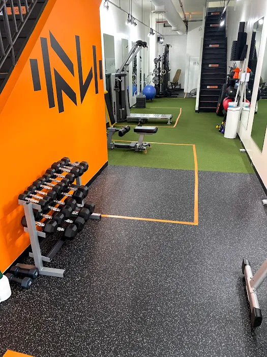 Fitness Lounge Picture 8