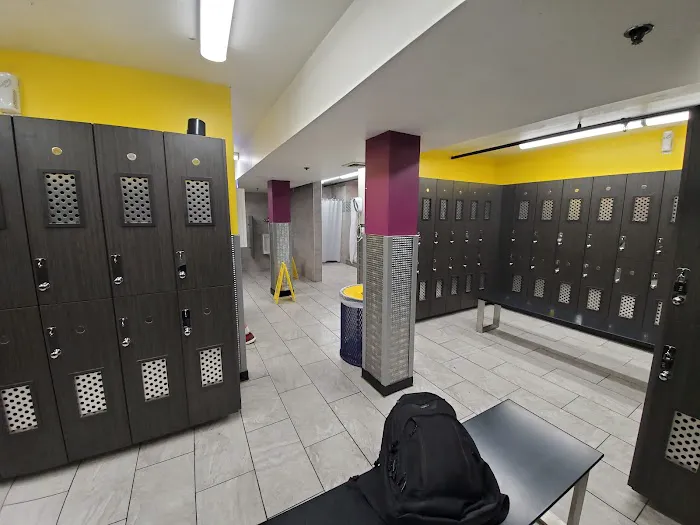 Planet Fitness Picture 7