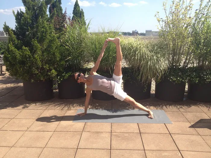 Yoga Studio 6 LIC Picture 1