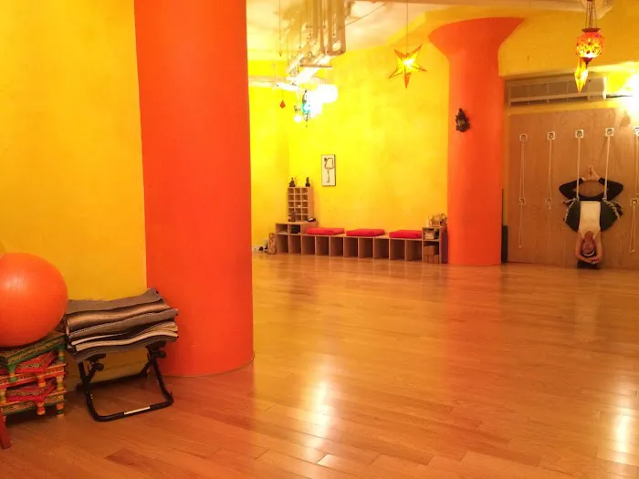Yoga Studio 6 LIC Picture 3