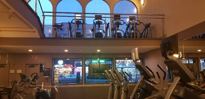 Club Fitness New York Picture 9