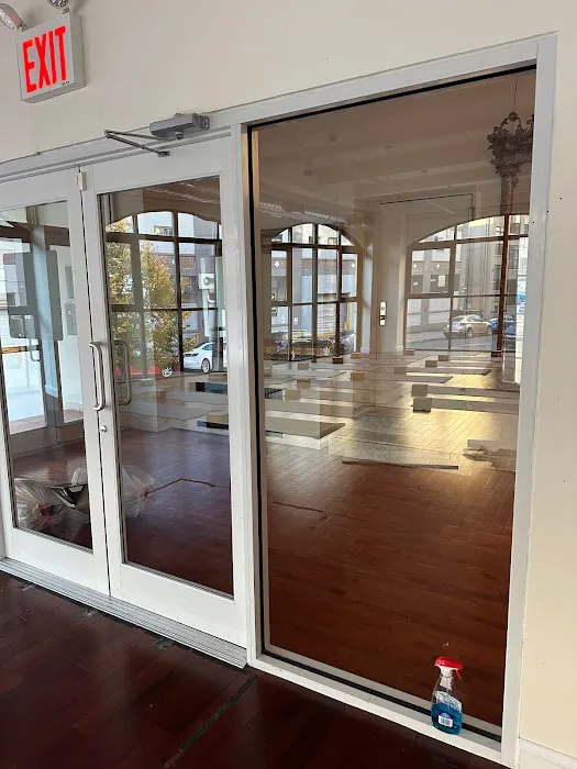 Yoga Space LIC Picture 8
