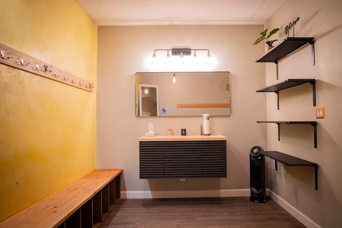 Hot Yoga Carle Place Picture 1