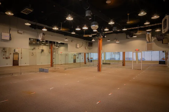 Hot Yoga Carle Place Picture 2
