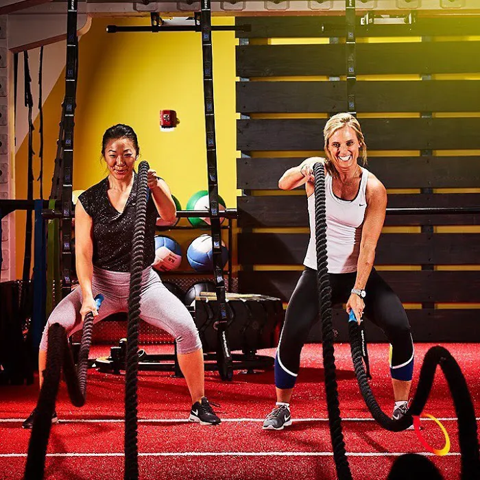Retro Fitness Picture 7