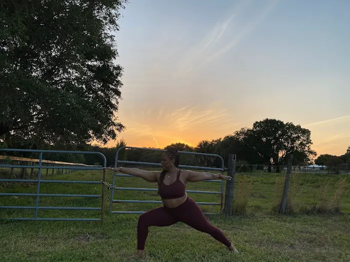 Yoga Nisha Picture 7