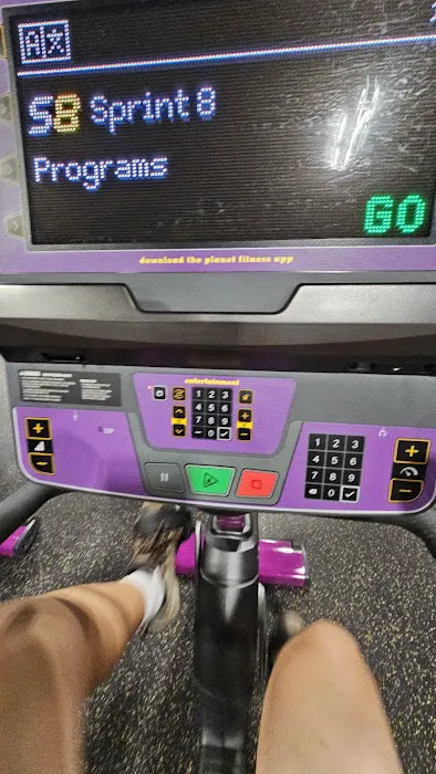 Planet Fitness Picture 7