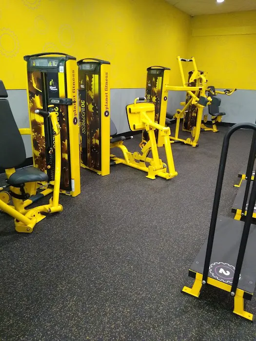 Planet Fitness Picture 9