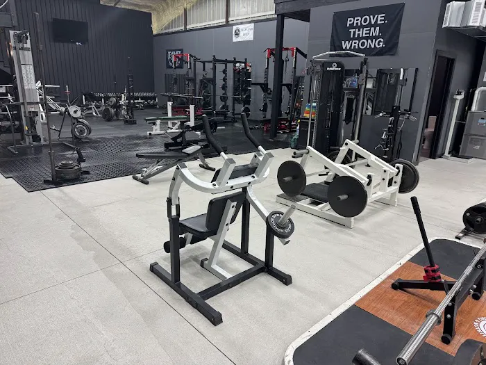 Legendary Iron Gym Picture 3
