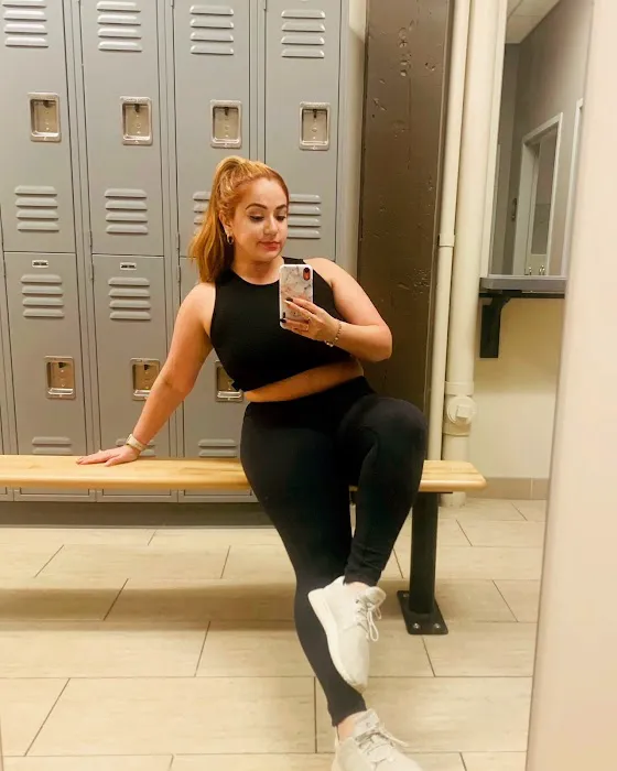 Every Body Plus Picture 2