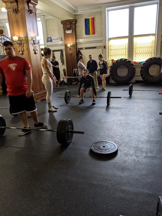 Quarter Deck Athletics - CrossFit QDA Picture 2