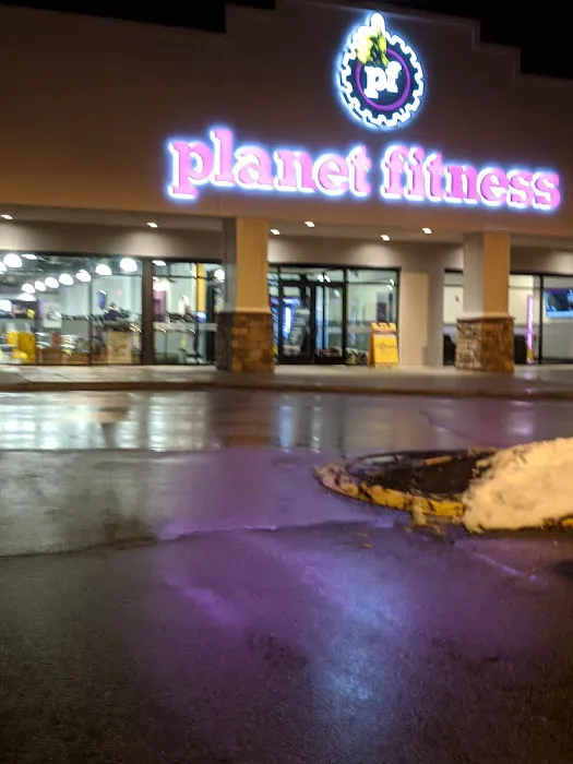 Planet Fitness Picture 3