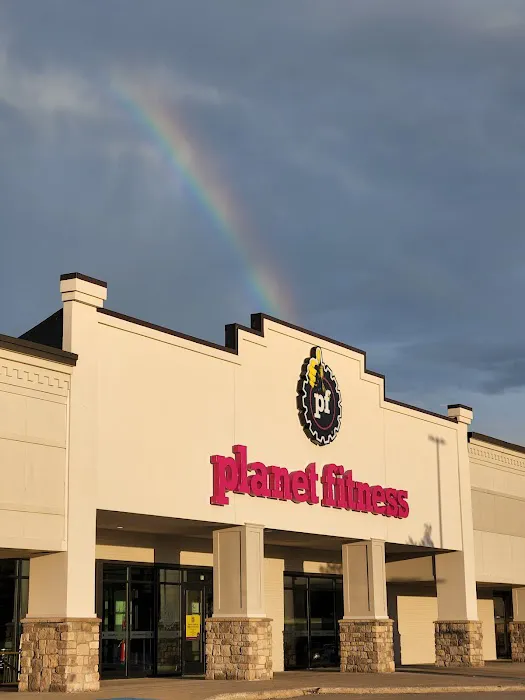 Planet Fitness Picture 7