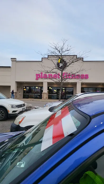 Planet Fitness Picture 5