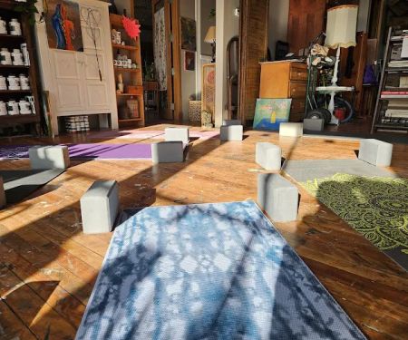 Live Free Yoga