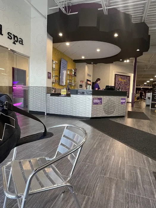 Planet Fitness Picture 10