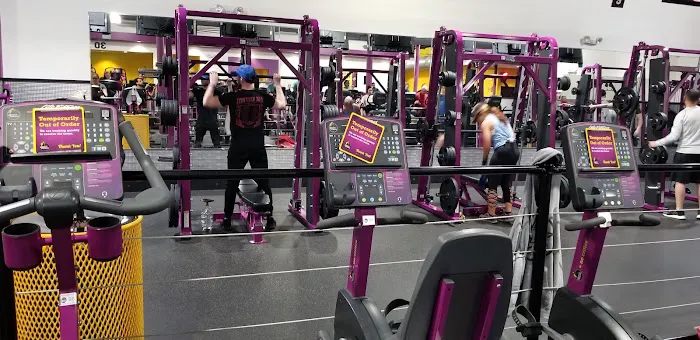 Planet Fitness Picture 1
