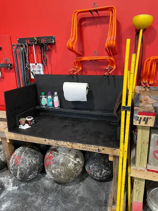 Spindell Barbell Club Picture 10
