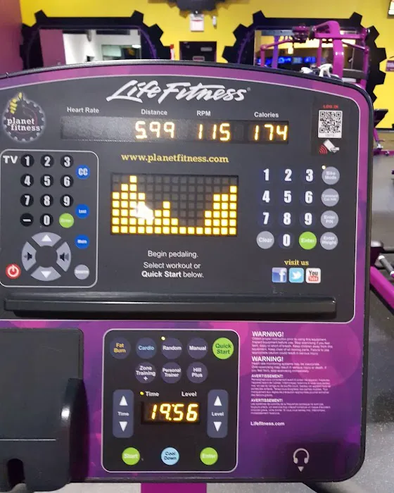 Planet Fitness Picture 3